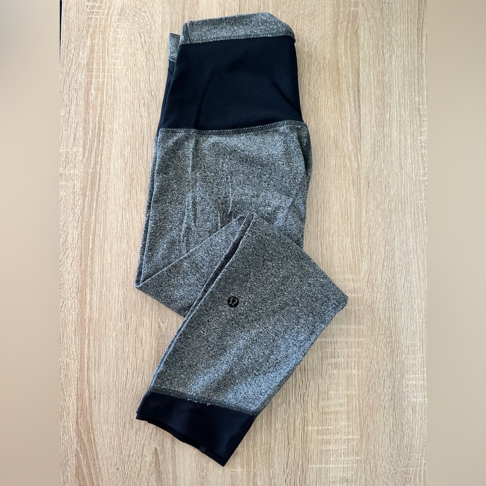 High waisted cropped lululemon leggings